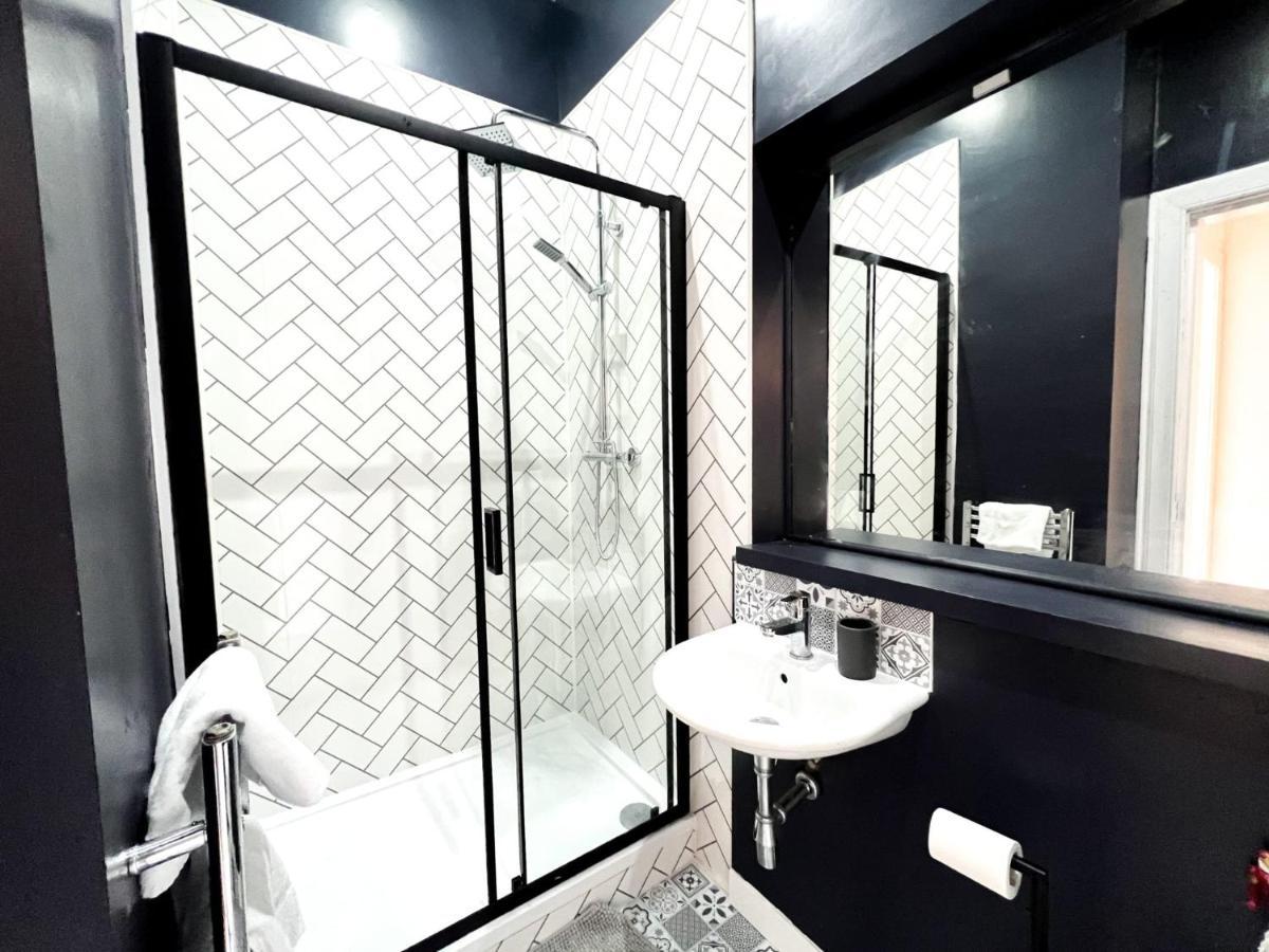 Bohemian 1Br Flat In Abbeyhill Appartement Edinburgh Buitenkant foto