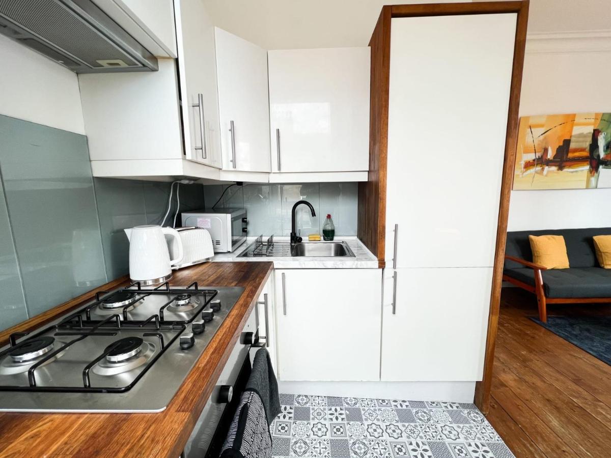 Bohemian 1Br Flat In Abbeyhill Appartement Edinburgh Buitenkant foto